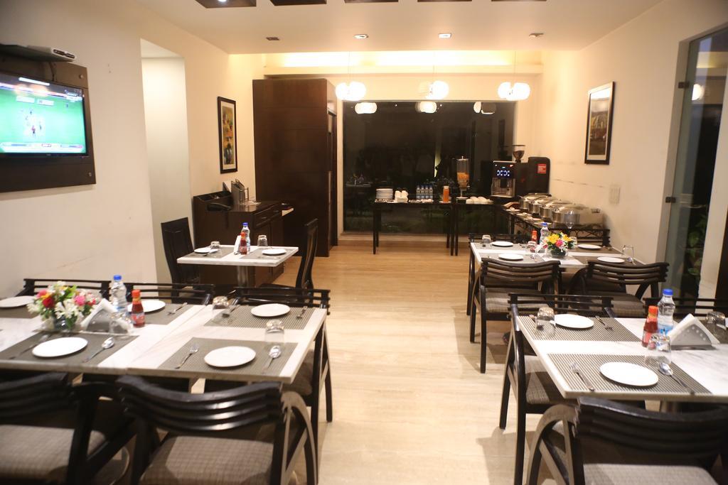 Hotel Mint Casa New Delhi Extérieur photo