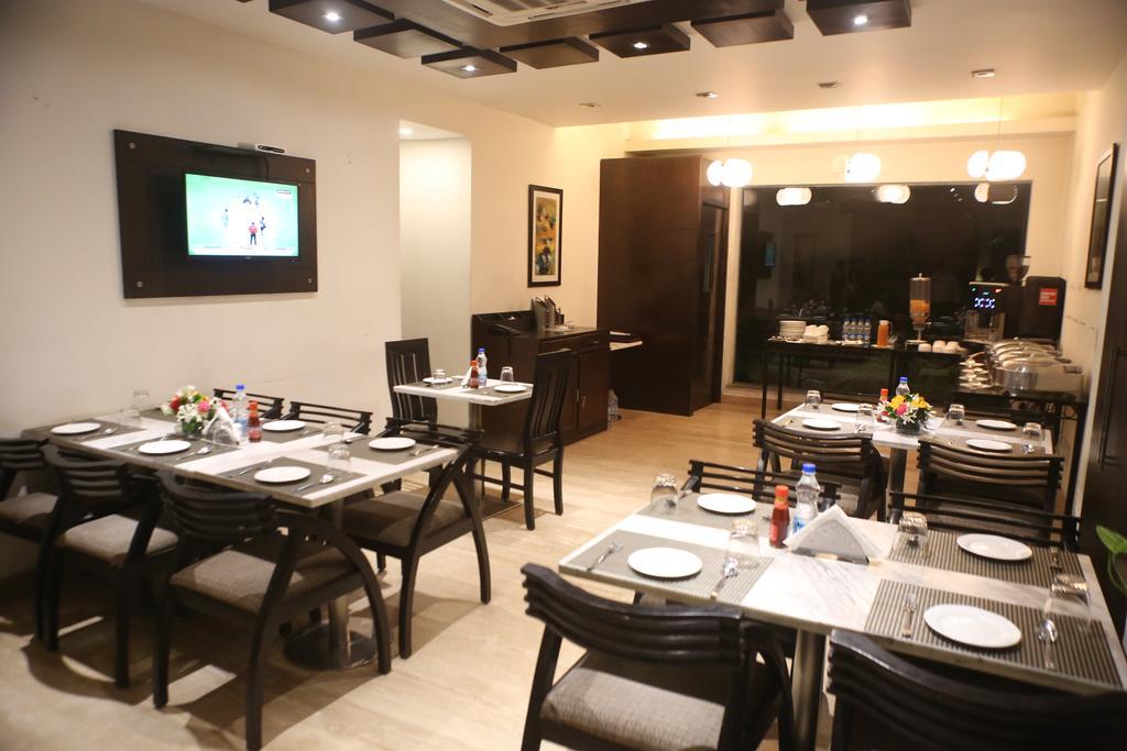 Hotel Mint Casa New Delhi Extérieur photo