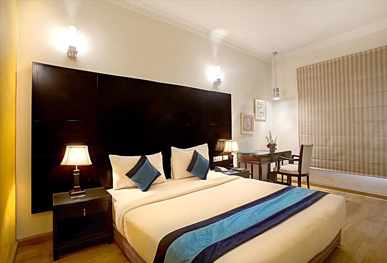 Hotel Mint Casa New Delhi Extérieur photo
